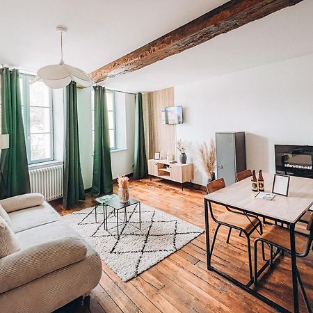 Appartement Vue Sur Chateau-Fort 3 Etoiles 세단 외부 사진