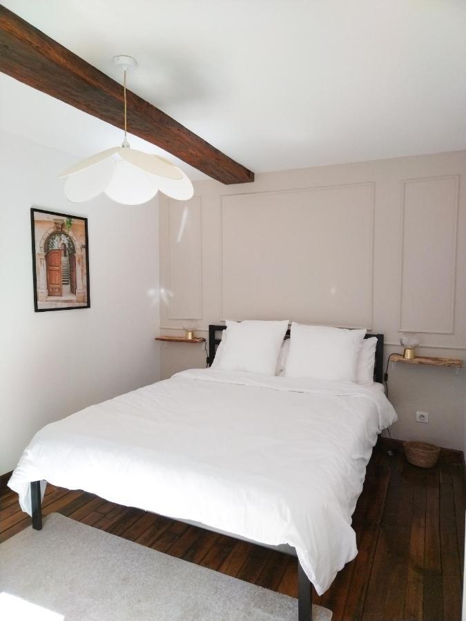 Appartement Vue Sur Chateau-Fort 3 Etoiles 세단 외부 사진