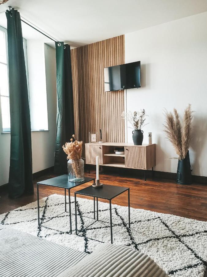 Appartement Vue Sur Chateau-Fort 3 Etoiles 세단 외부 사진