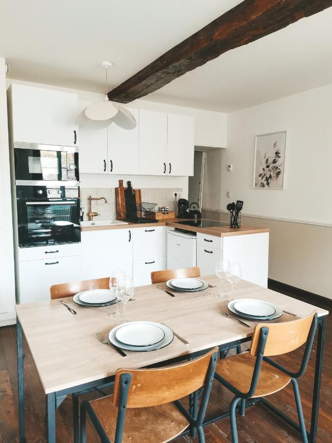 Appartement Vue Sur Chateau-Fort 3 Etoiles 세단 외부 사진